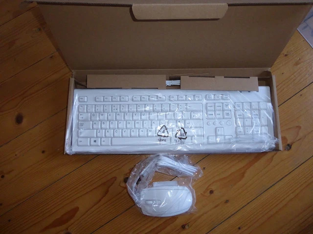 HP WHT UNVRSL Katydid wired USB KBD UK (904367-031) thumbnail