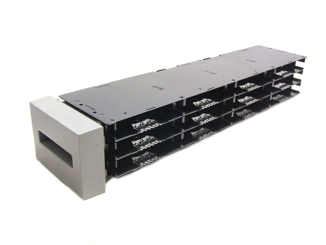 Hewlett Packard Enterprise StoreEver MSL Ultrium Left Magazine Kit Opslagmatrix Tapecassette (AG330A) thumbnail