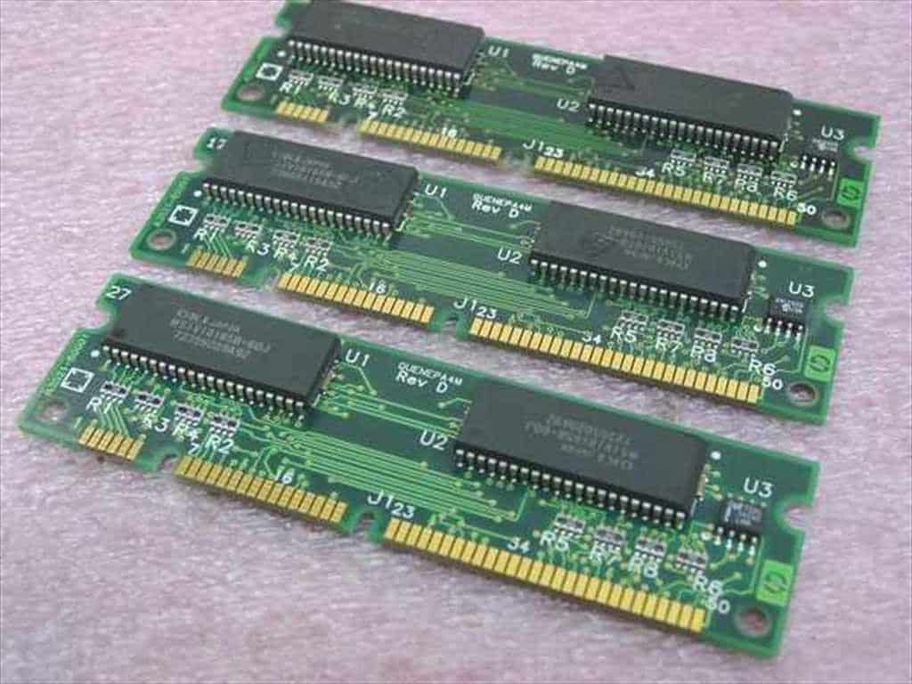 HP 4MB EDO DRAM - DIMM Package for LJ4000 etc (C4135AX) thumbnail