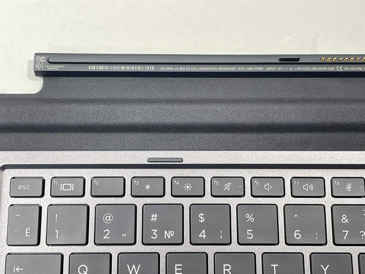 HP SPS-SWISS WHITE KEYBOARD RUSS (L34191-251) thumbnail