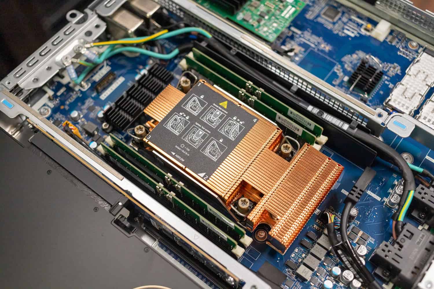 HP SPS-MB&nbsp;FISH HAWK WS Z4 RACK G5 (N29318-001) thumbnail
