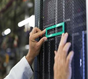 Hewlett Packard Enterprise P40546-B21 internal solid state drive 2.5 3840 GB (P40546-B21) thumbnail