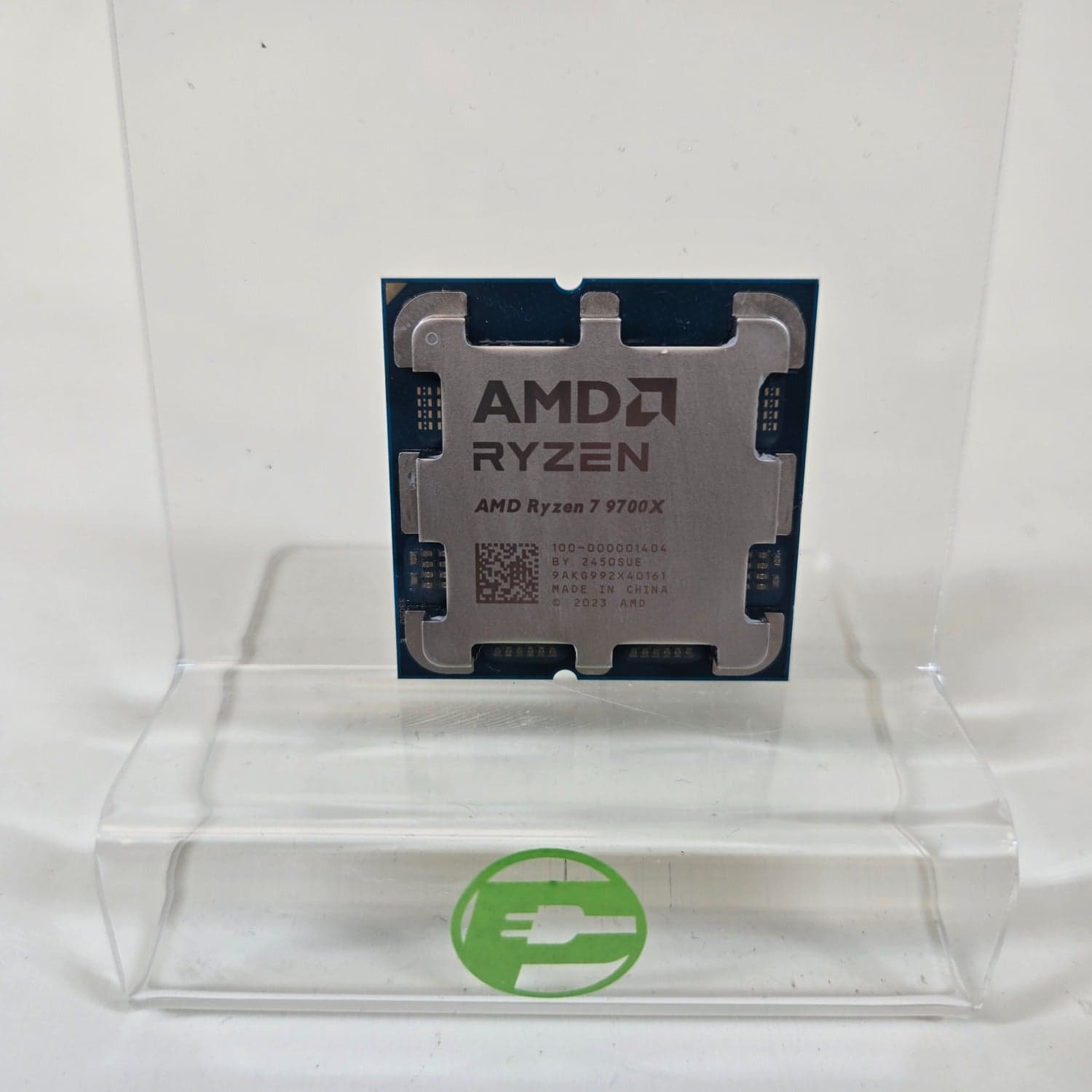AMD AM5 Ryzen 7 9700X Tray 3,8GHz MAX 5,5GHz 8xCore 16xThread 40MB 65W (100-000001404) thumbnail
