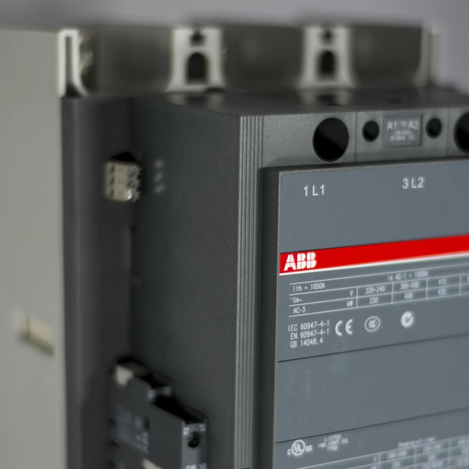 HPE Aruba Networking CX 5420 1600W AC Power Supply EU (S0U53A#ABB) thumbnail