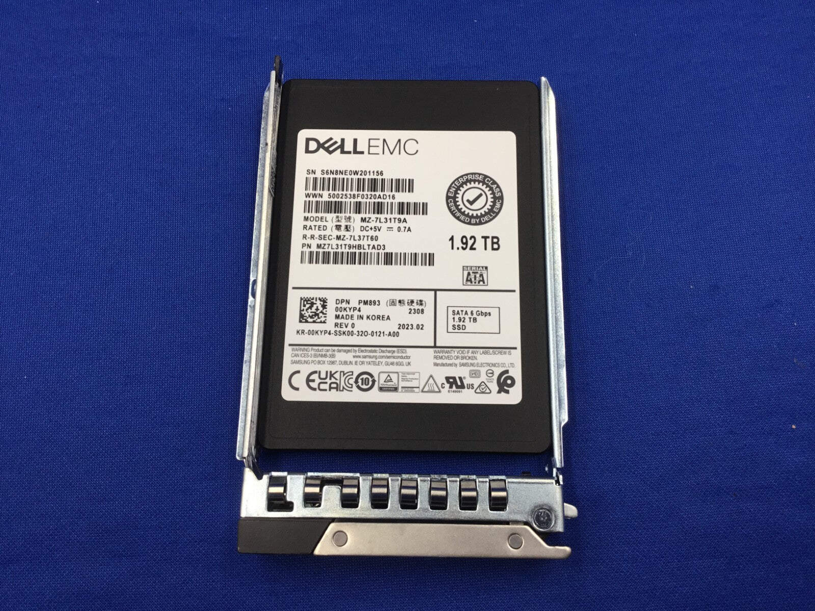 Dell 1.92TB SSD 2.5 SATA 6G RI (0KYP4-RFB) thumbnail
