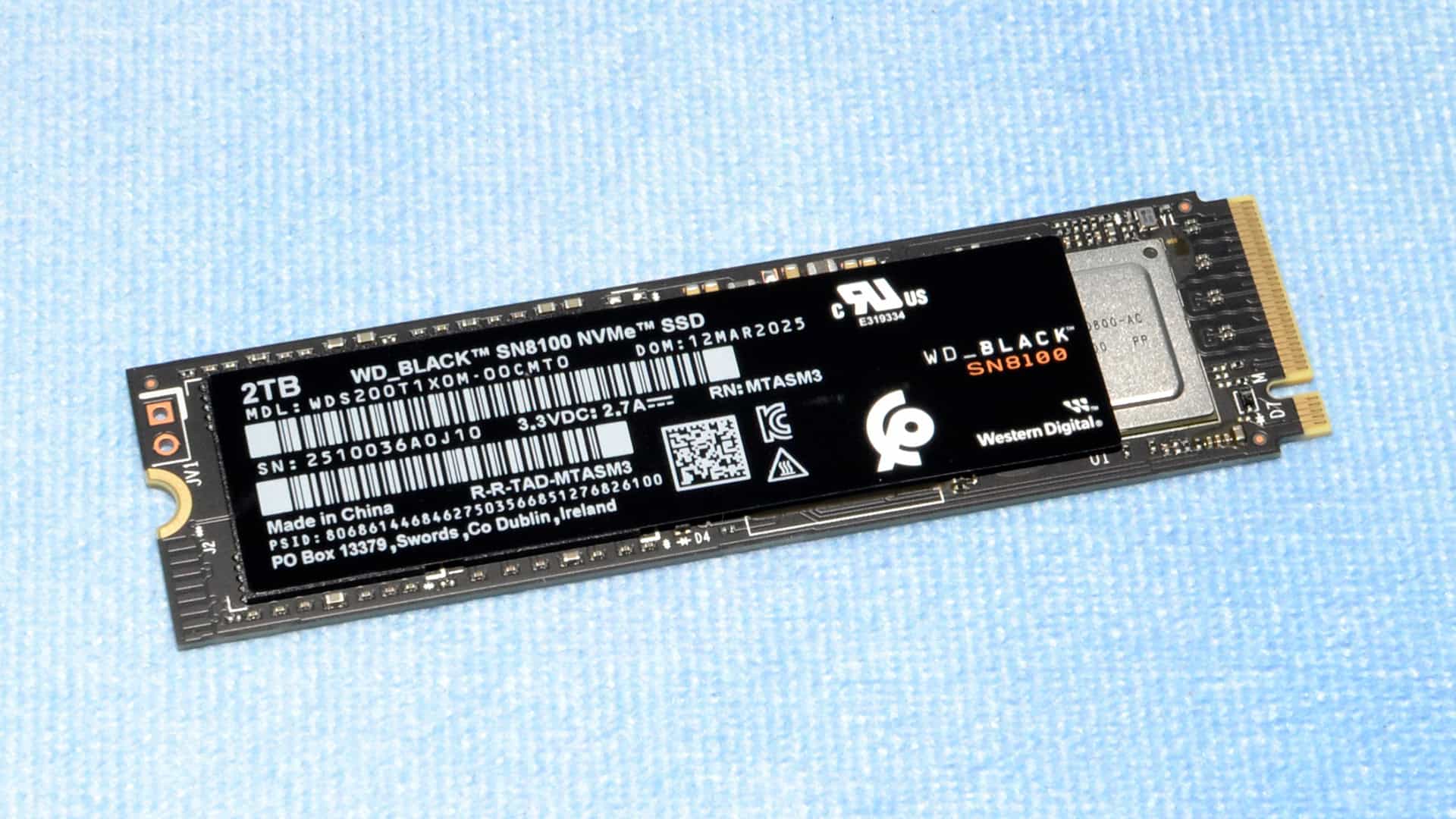 Western Digital WD SSD M.2 (2280) 4TB Black SN8100 PCI (WDS400T1X0M) thumbnail