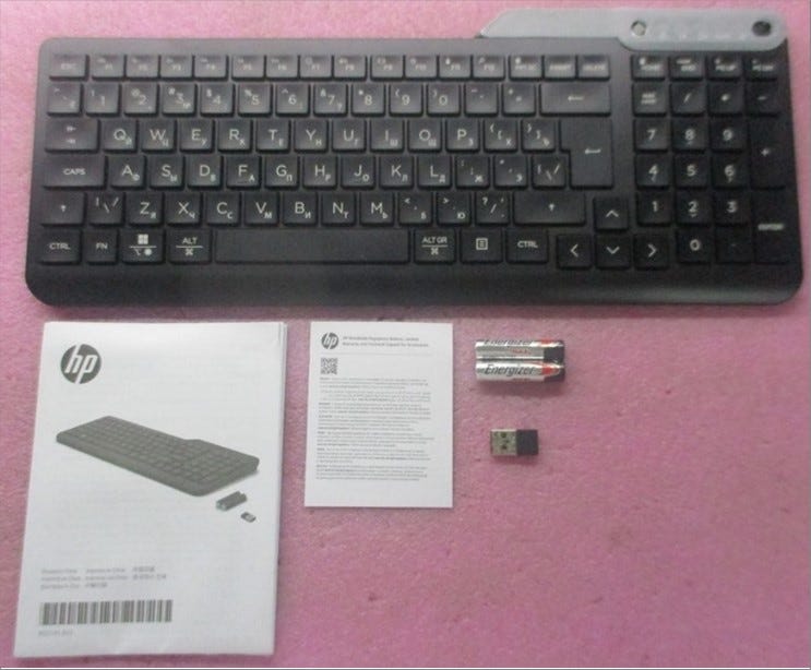 HP SPS-KEYBOARD BL PVCY FR (P40433-051) thumbnail