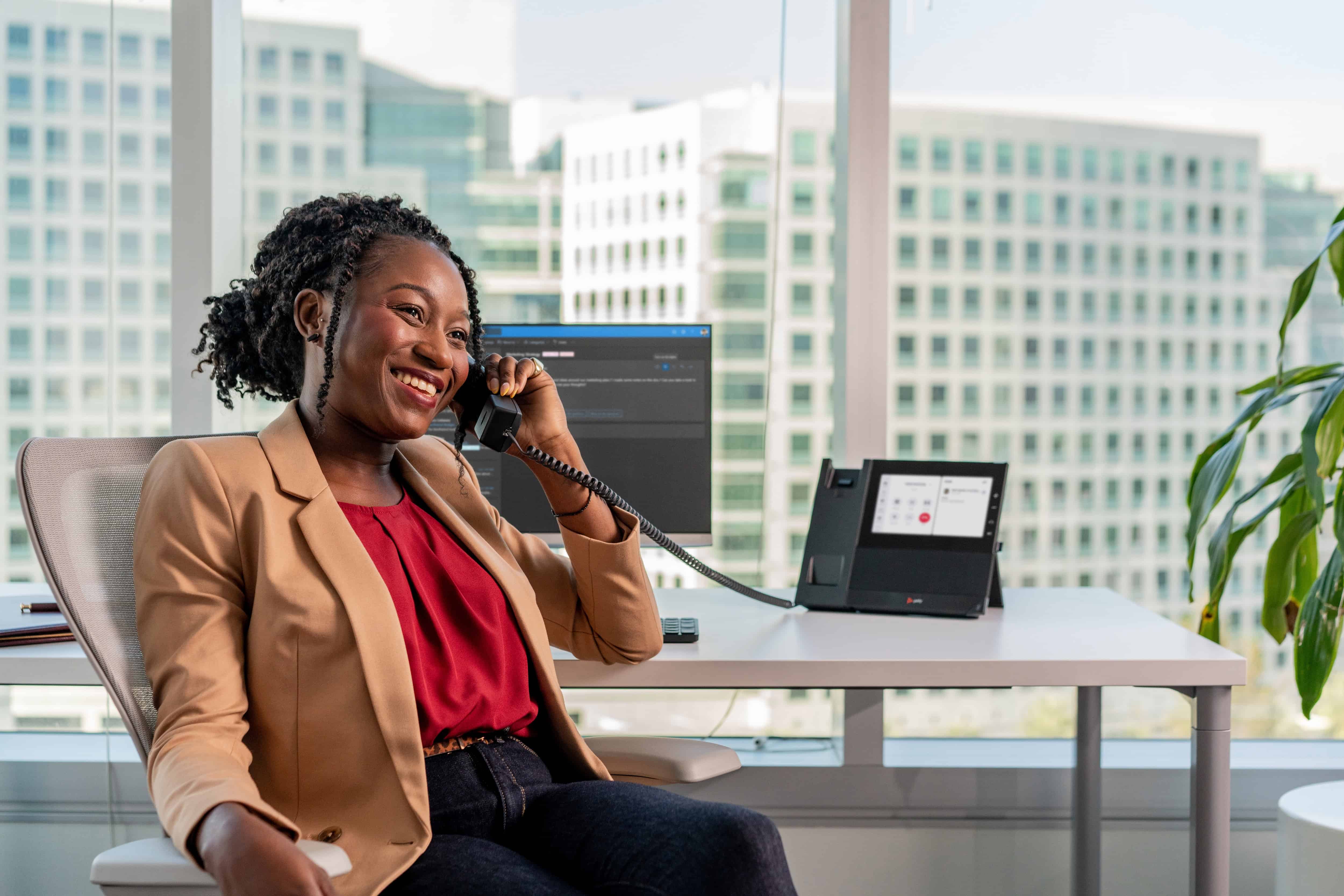 Poly EagleEye Mini Camera met CCX 600 montagekit (830B6AA) thumbnail