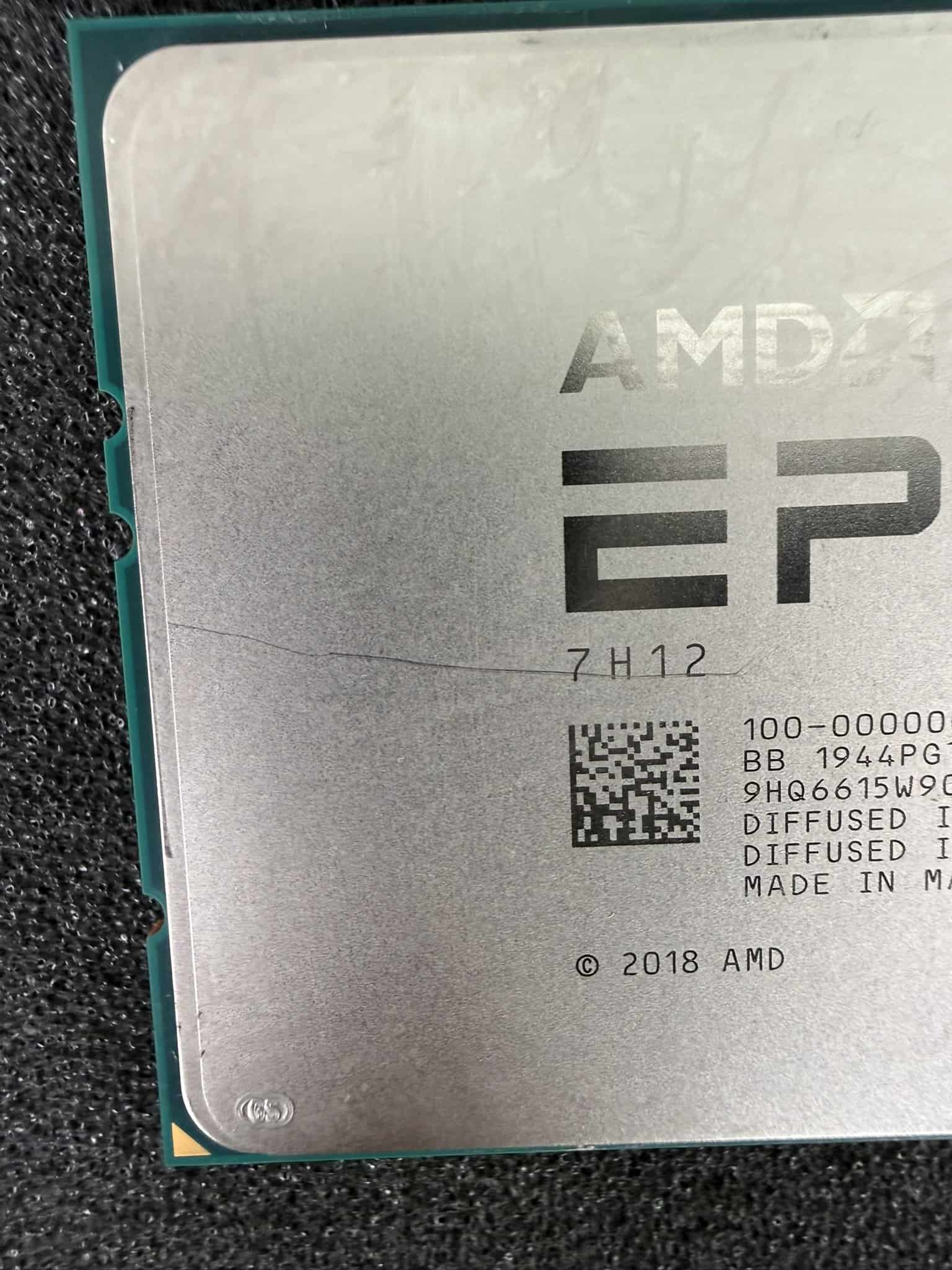 AMD EPYC 7H12 64C 2.6GHz/256MB/280W CPU (100-000000055) thumbnail
