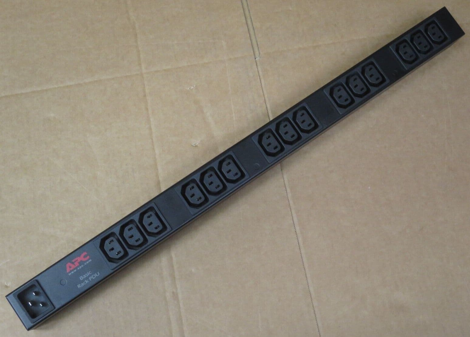 Dell Basic PDU - Single Phase - (AP9572) thumbnail