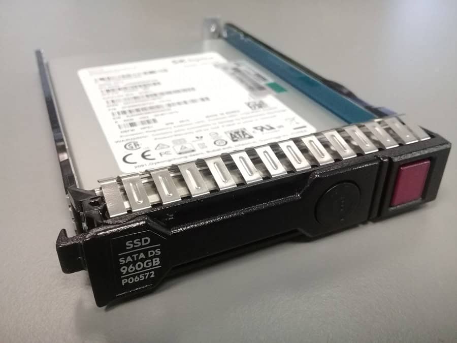 HP 960GB SATA 6G SFF RI DS SC SSD (VK000960GWJPF-RFB) thumbnail