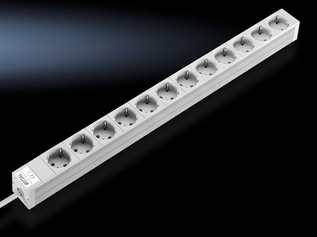 Rittal Steckdosenleiste 48,3cm 12fach ohne Schalter 230V/16A (7240310) thumbnail