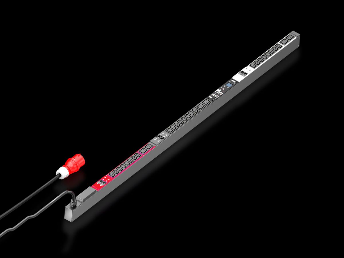 Rittal PDU metered plus, 32A/400V, 3~, 24 x C13 + 6 x C19 (7979537) thumbnail