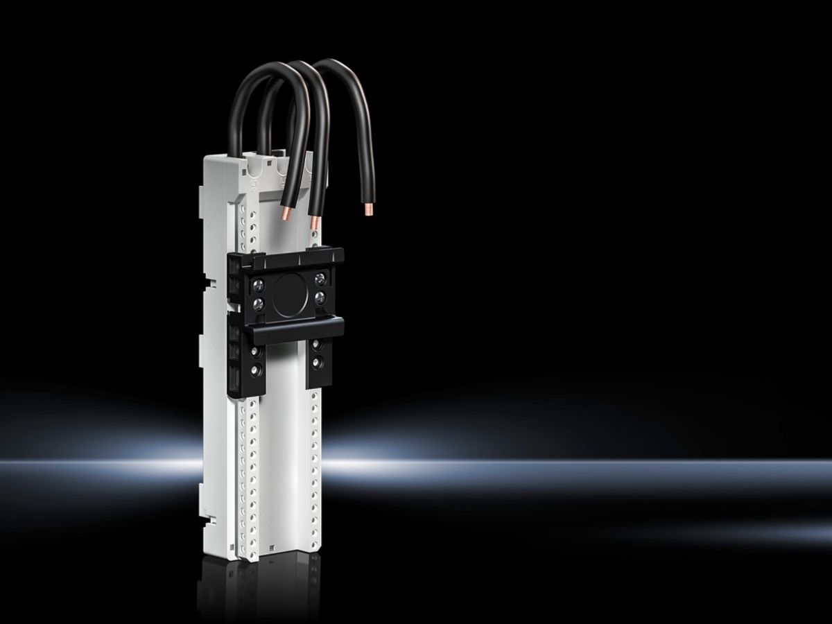 Rittal Geräteadapter Comfort 32 A, AWG10, 3-polig, BxH 45x1 (9635350) thumbnail
