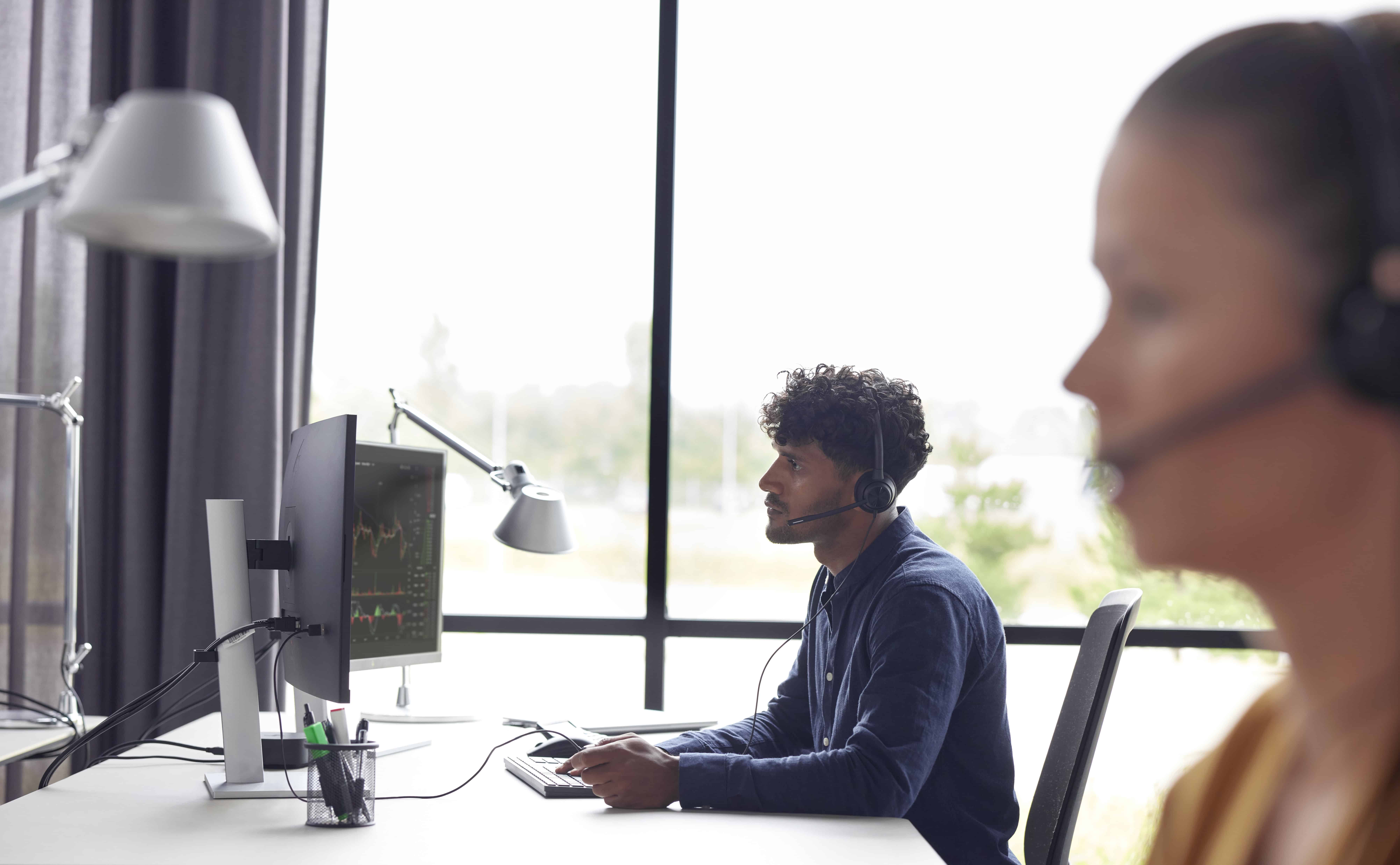 HP Poly EncorePro 320 Stereo USB-A Headset TAA (767G0AA) thumbnail