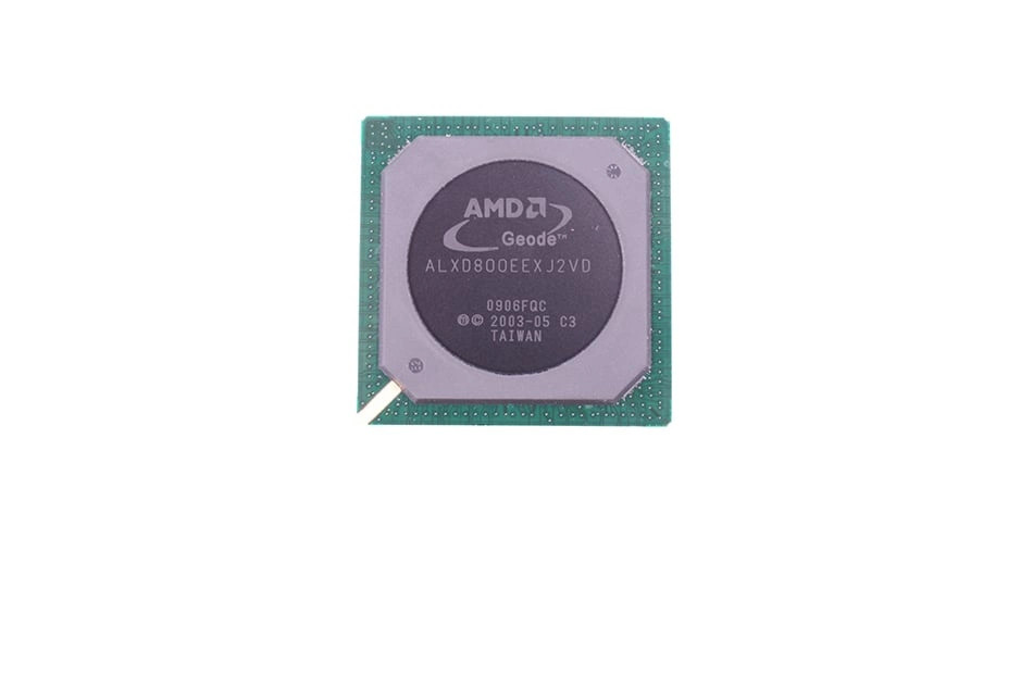 AMD Embedded E32 Geode LX800 non-EEPROM (ALXD800EEXJ2VD    C3) thumbnail