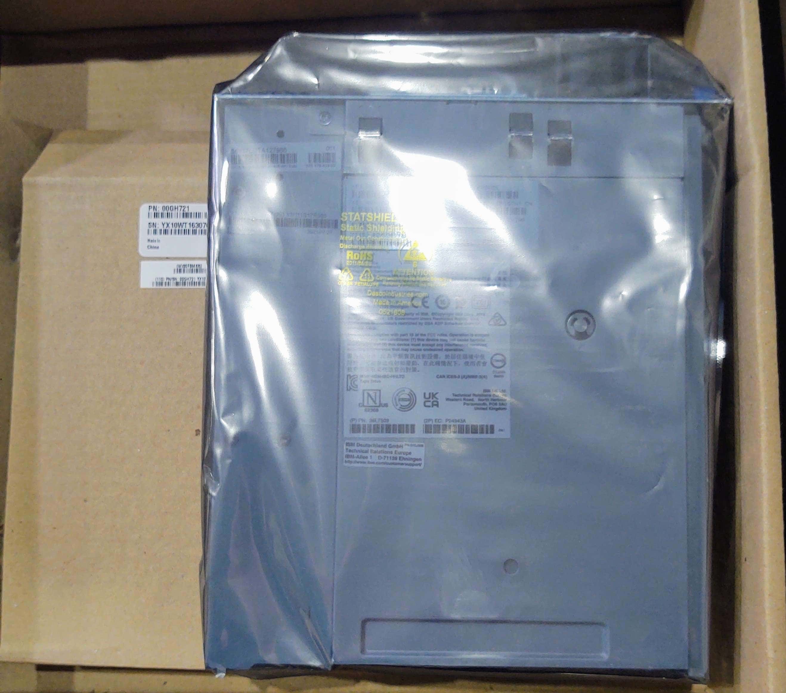 Lenovo LTO 7 HH SAS Drive (01KP937) thumbnail