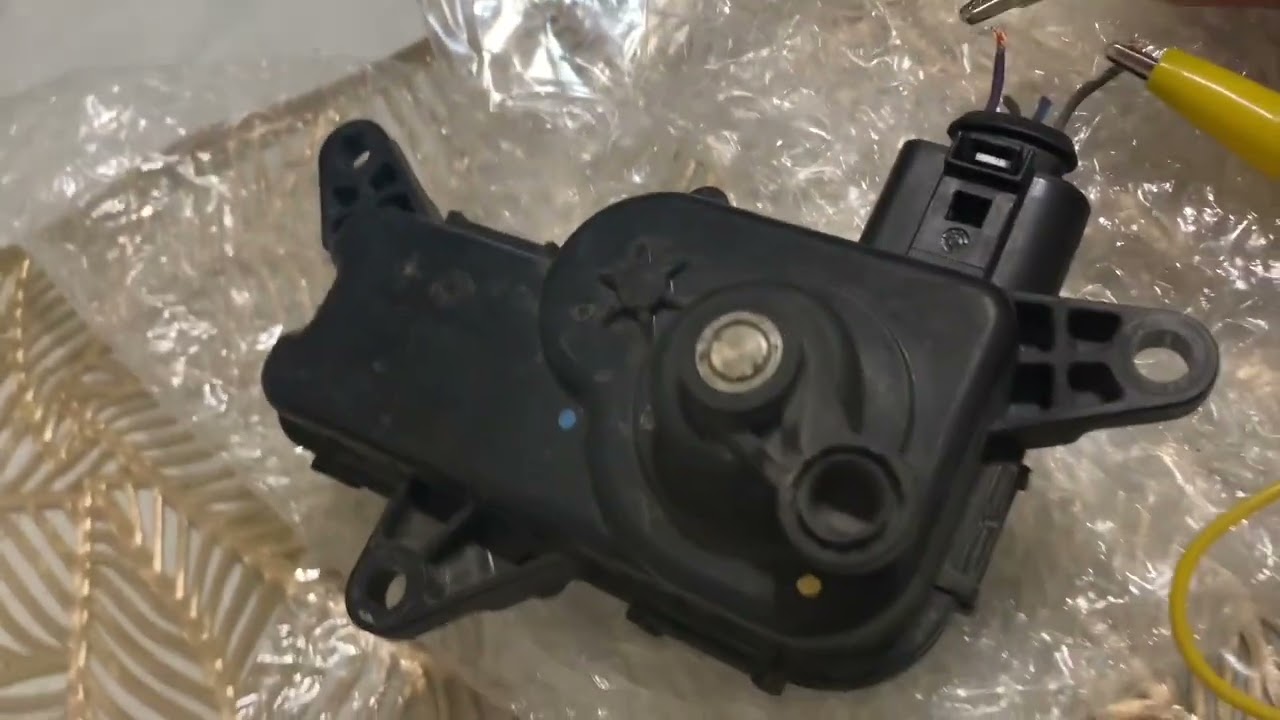 HP DRV SSD 960GB SFF SATA (P02076-001-RFB) thumbnail