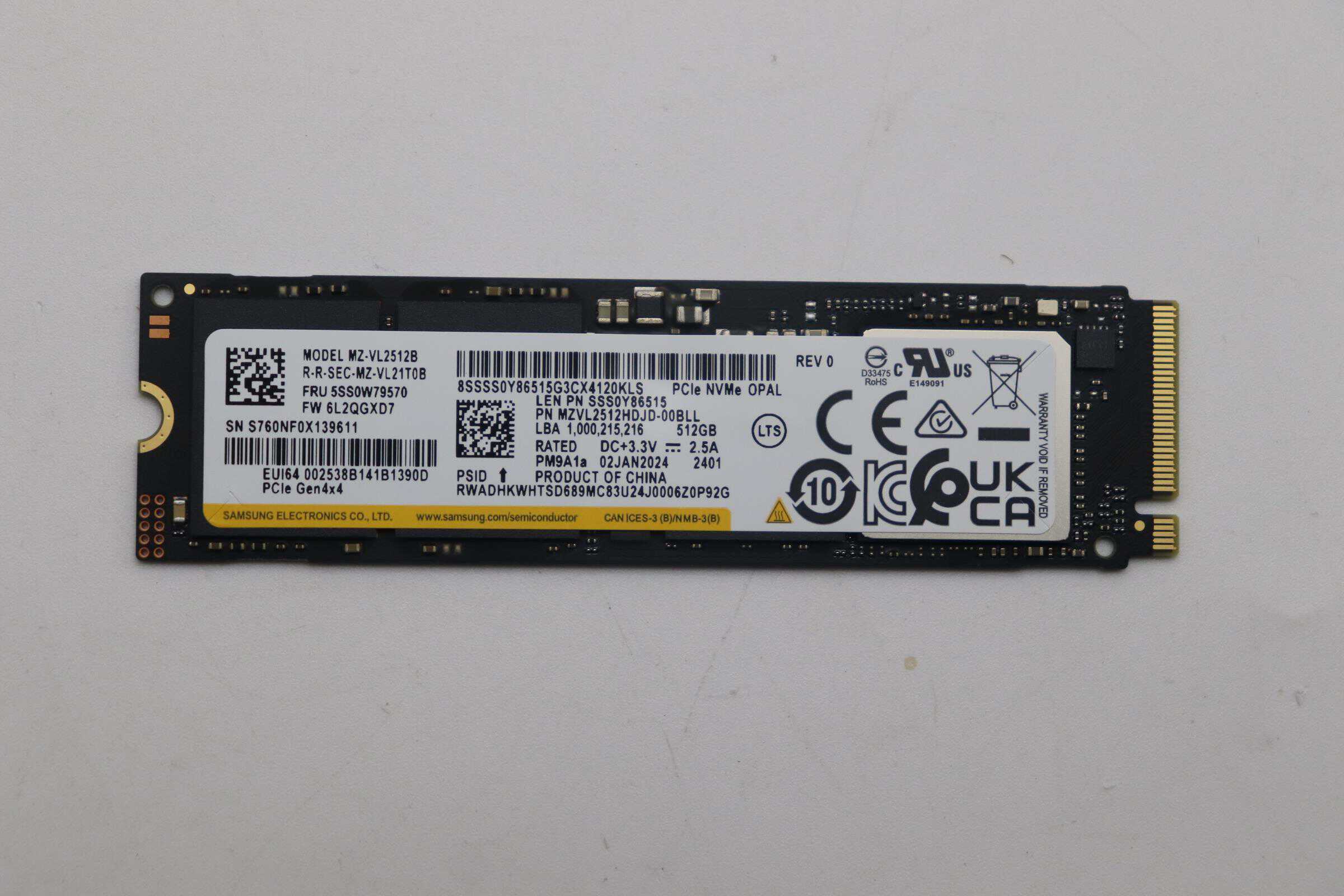 Lenovo UMIS AH641 512GB M.2 PCIe 2280 RPEYJ512VMM2QWY SSD (5SS1C17711) (5SS1C17711) thumbnail