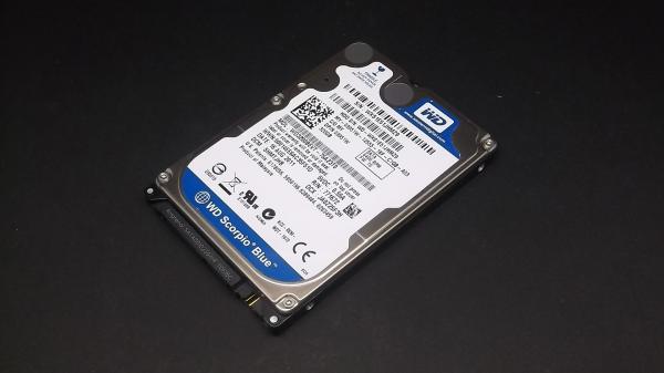 Dell 3951W 320 GB Hard Drive for Select Dell Inspiron, Latitude and Studio - 5400 RPM - 2.5 inches - SATA (3951W) thumbnail