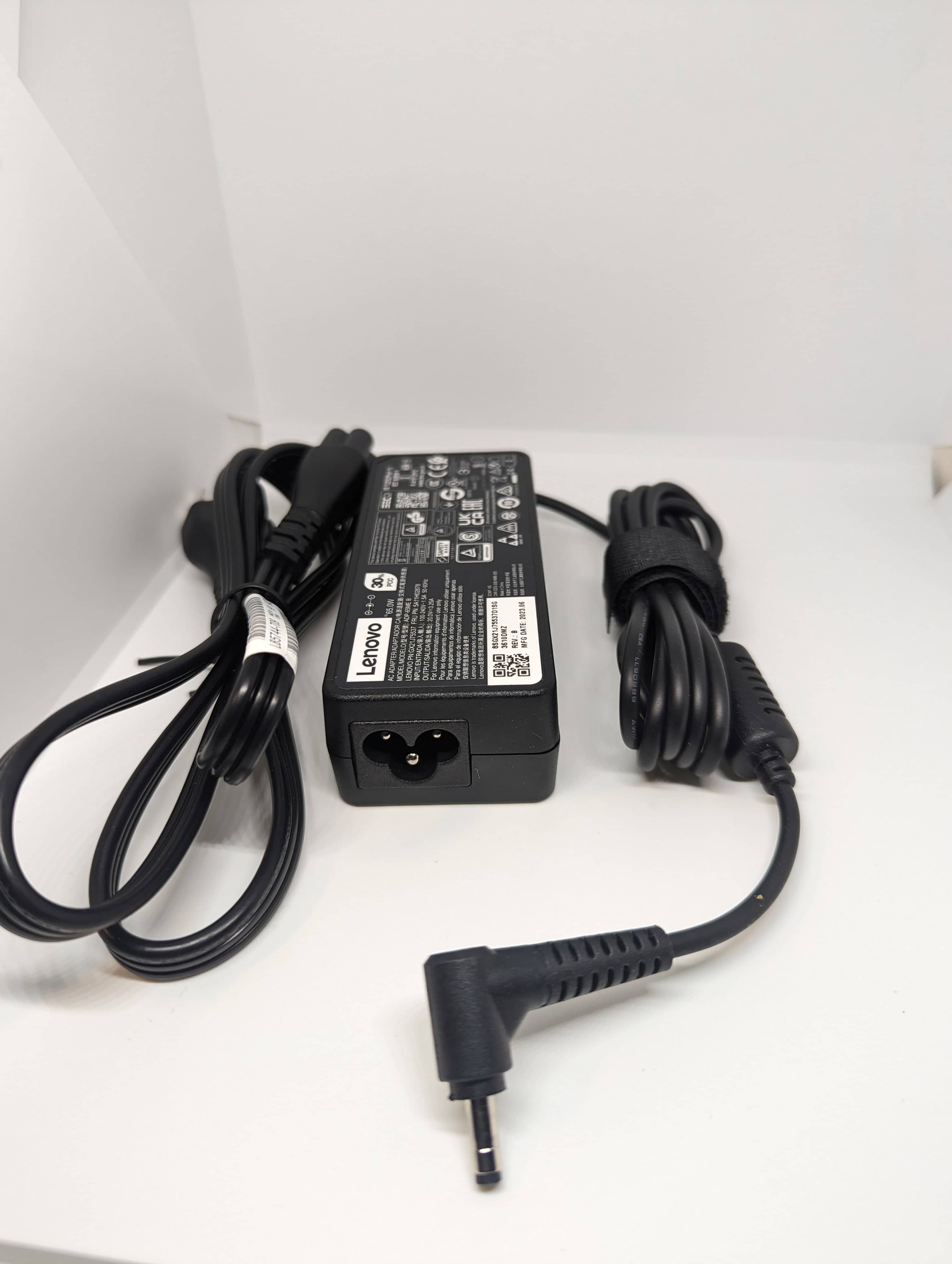 Lenovo ThinkPad Thunderbolt 5 Smart Dock 7500 (DOC0263A) thumbnail