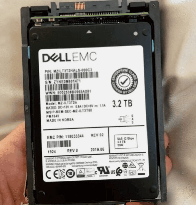 Dell 3.2TB SSD 2.5 12G SAS 520 (005053171-RFB) thumbnail