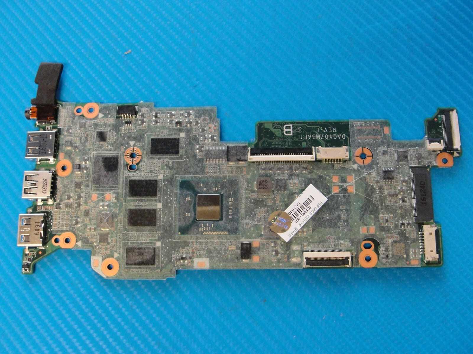 HP Intel Xeon Platinum 8253 (P12011-001-RFB) thumbnail