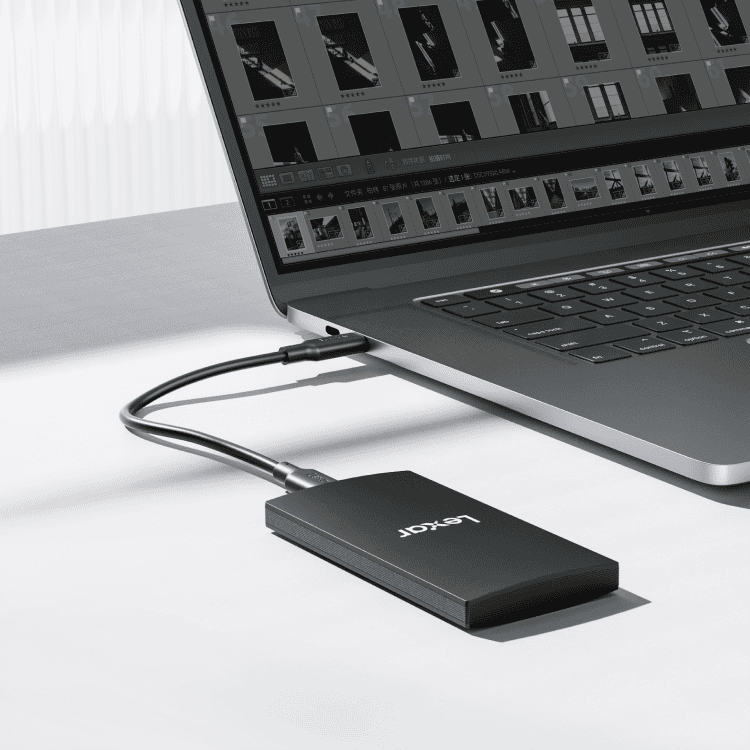 Lexar EXTERNAL SSD LEXAR SL600 - 1TO (BLACK) (LSL300001T-RNBNG) thumbnail