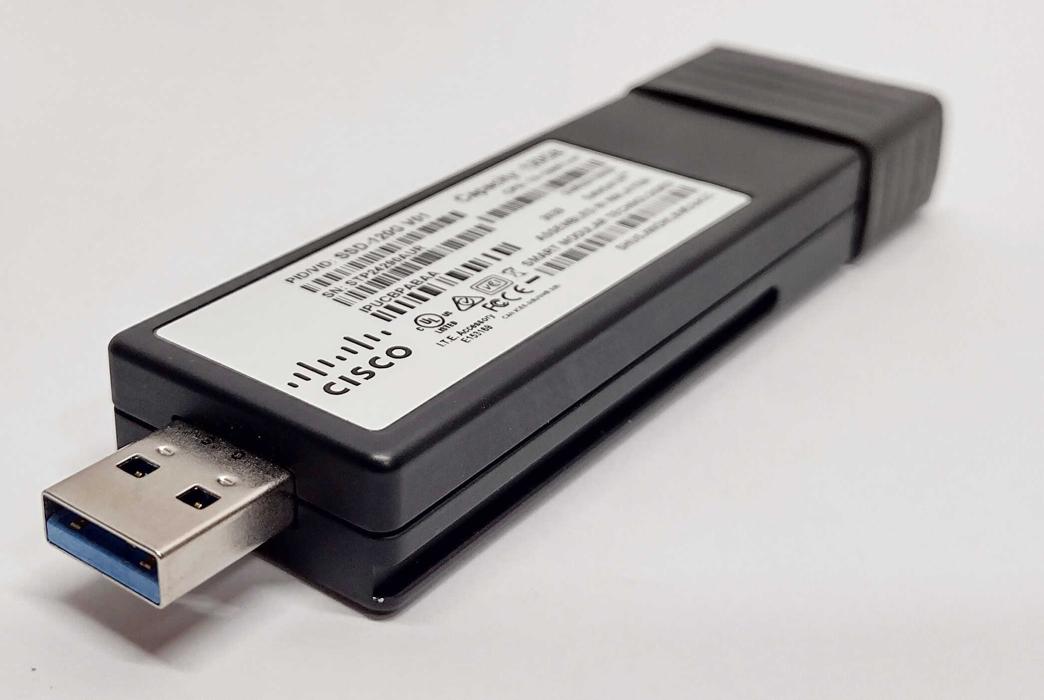 Cisco Refurb/pluggable USB3.0 SSD storage (SSD-120G-RF) thumbnail