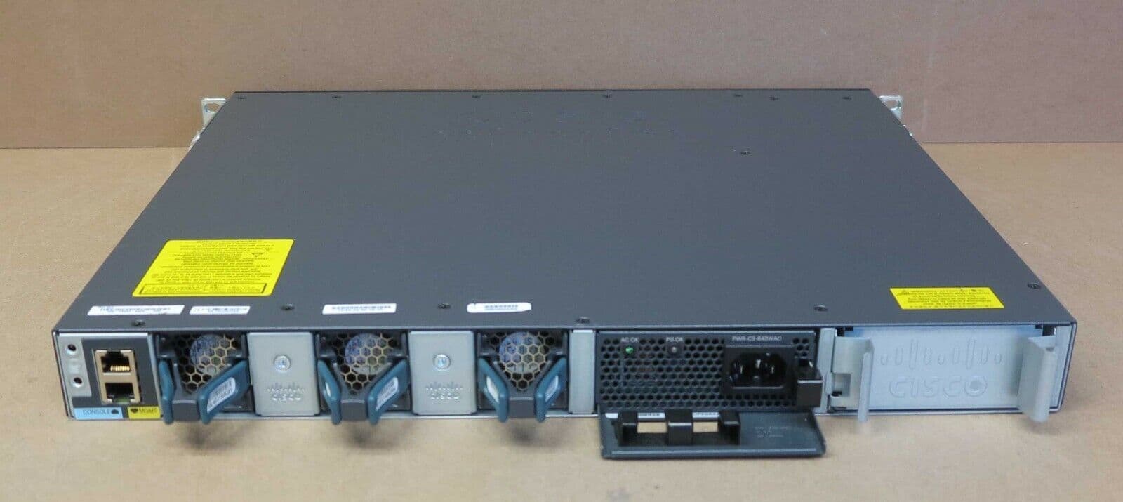 Cisco Refurb/Cat 3650 24p PoE 2x10G LAN Base (WS-C3650-24PD-L-RF) thumbnail
