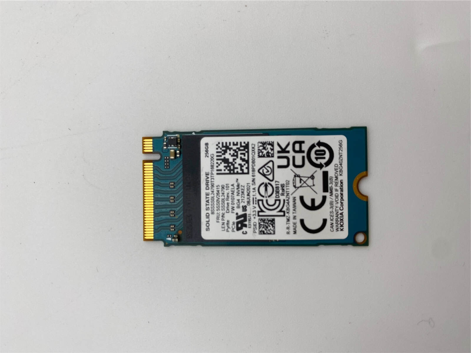 Lenovo SSD 256G M.2 2242 PCIe3x4 (5SS0V26437) (5SS0V26437) thumbnail