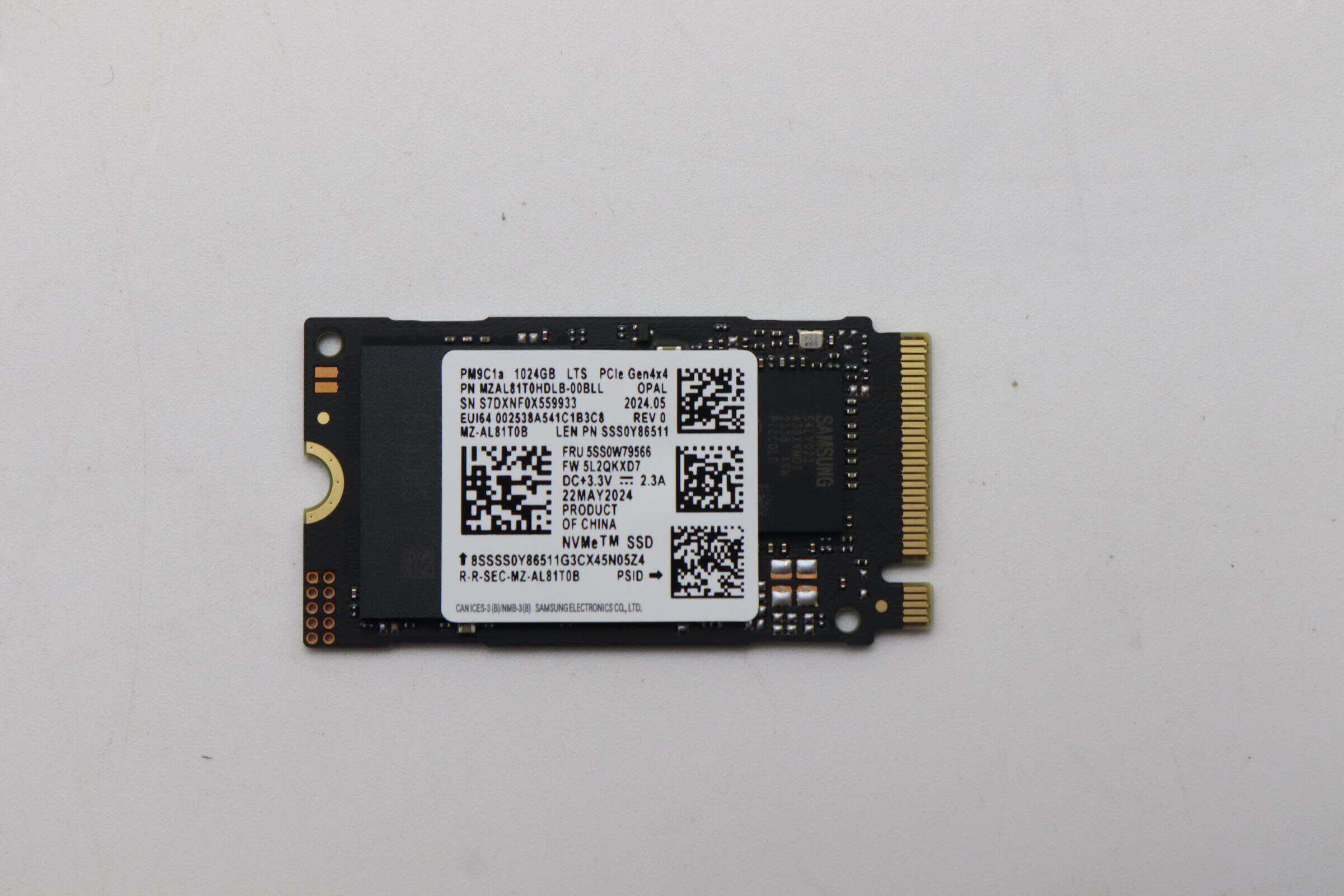 Lenovo SSD 1T M.2 2242 G4V SAM OPAL LTS (5SS0W79560) thumbnail