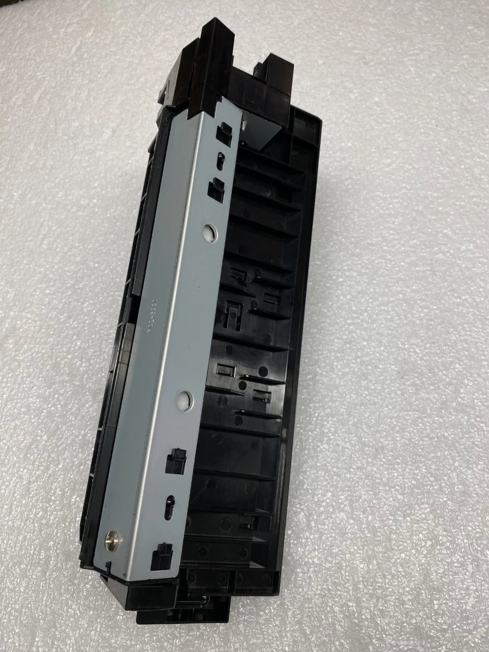HP Paper Pick-Up assy (Optional tray only) (RM2-0341) thumbnail