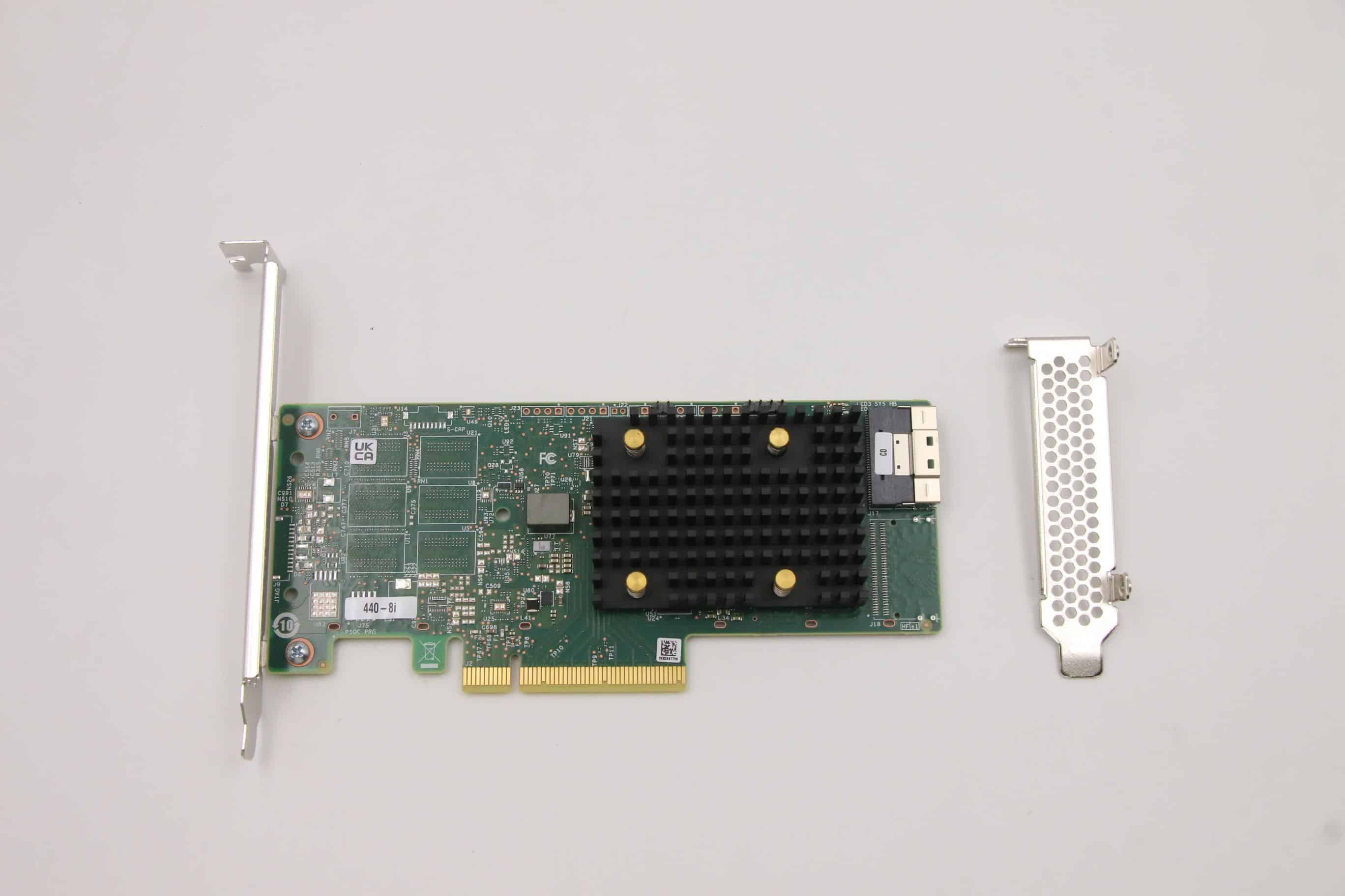 Lenovo ThinkSystem 440-8i SAS/SATA PCIe Gen4 12Gb HBA (03GX465) thumbnail