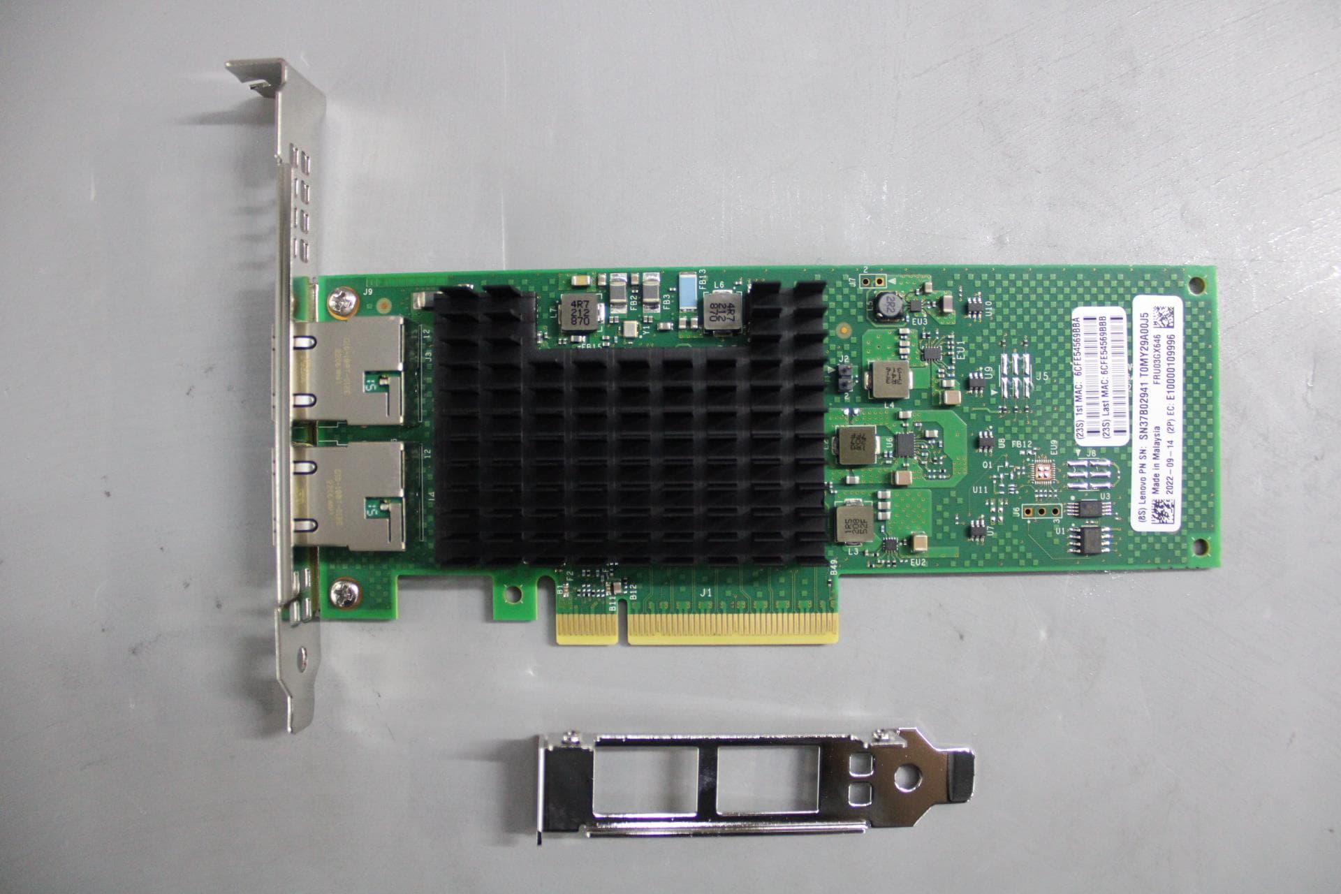 Lenovo ThinkSystem Intel X710-T2L 10GBASE-T 2-port OCP Ethernet Adapter (03GX646) thumbnail