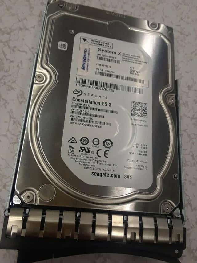 Lenovo IBM HDD 4TB 7.2K 6Gbps SAS 3.5 Inch (49Y6211) thumbnail