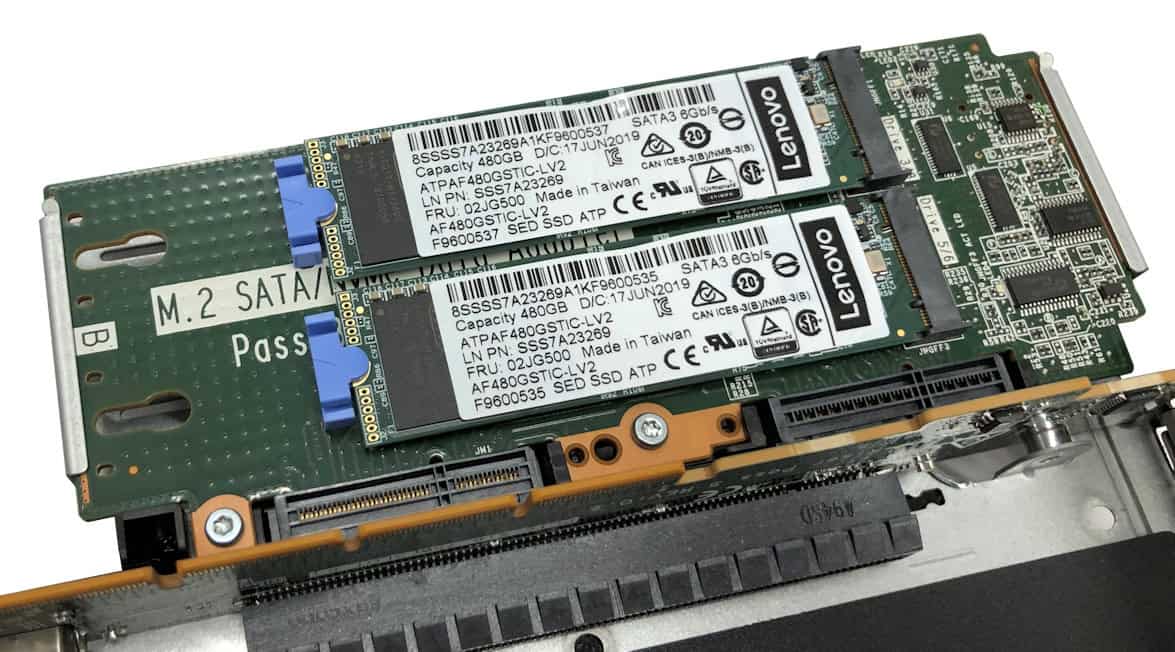 Lenovo RAID_CARD M.2 SATA/NVMe 2-Bay Kit (SR17A32462) thumbnail