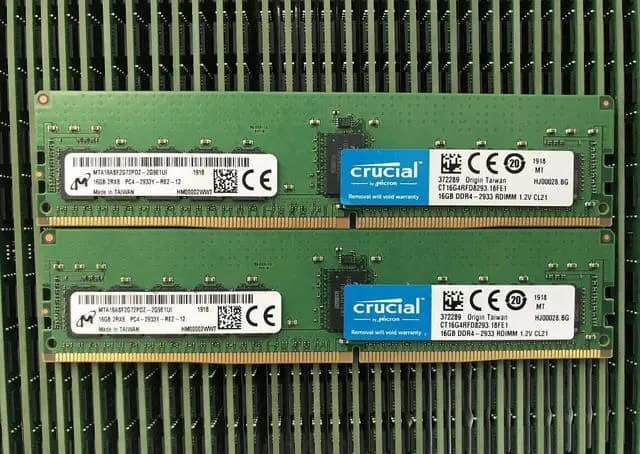 Micron CRUCIAL 16GB (1*16GB) 2RX8 PC4-23400Y-R DDR4-2933MHZ RDIMM (CT16G4RFD8293.18FE1) thumbnail