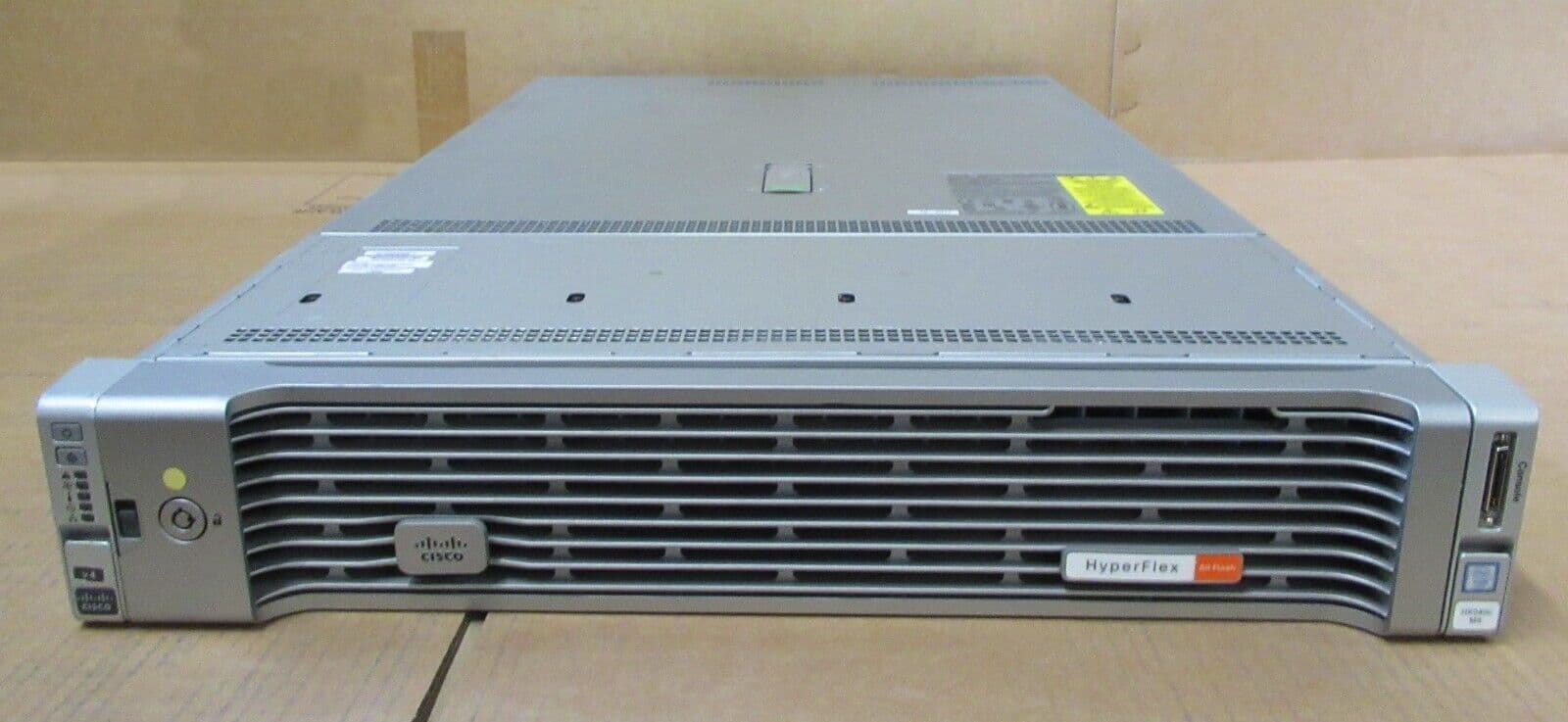 Cisco HX240c M4 All-Flash Hyperflex (HXAF240C-M4SX-RFB) thumbnail