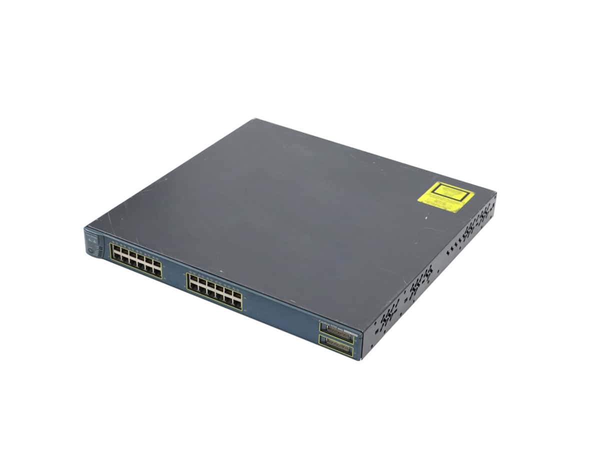Cisco 24-10 100 Inline Power + 2 GBIC Ports SMI (WS-C3550-24PWR-SMI) thumbnail