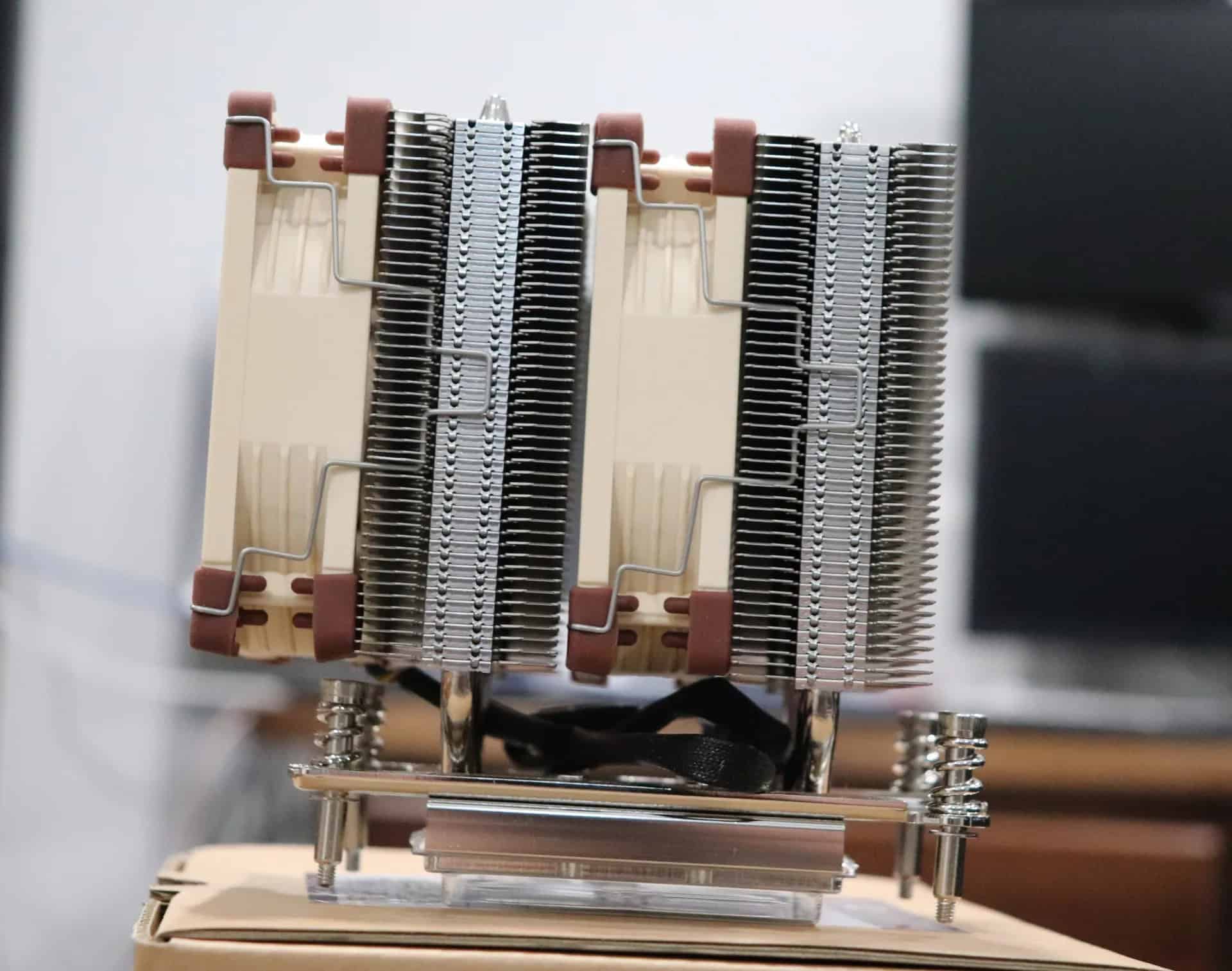 Noctua Kühler NH-D9 TR5-SP6 4U Prozessor Luftkühlung 9,2 cm Hellbraun (NH-D9 TR5-SP6 4U) (NH-D9 TR5-SP6 4U) thumbnail