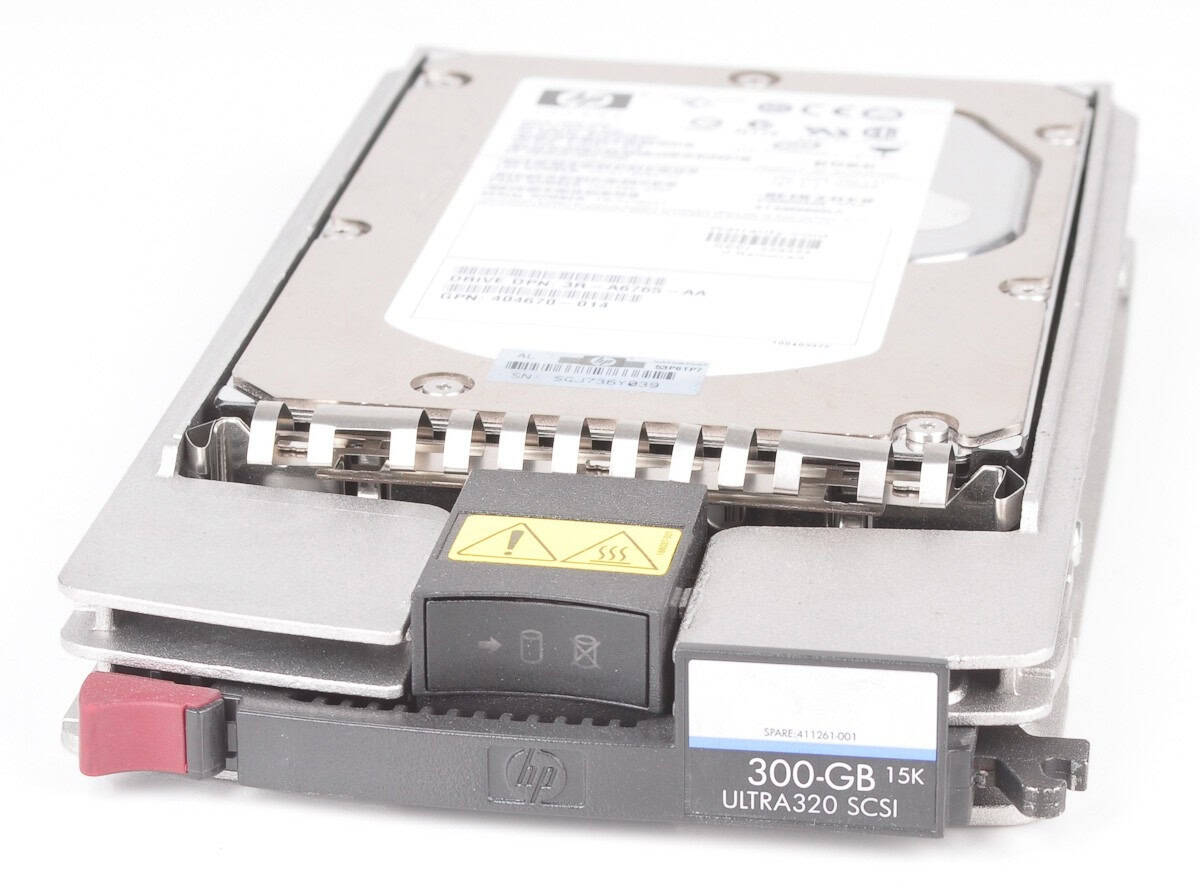 HP Gen7 411261-001 300GB 15K RPM Ultra320 SCSI 320Mb/s 3.5 Hard Drive (411089B22-411261001) thumbnail
