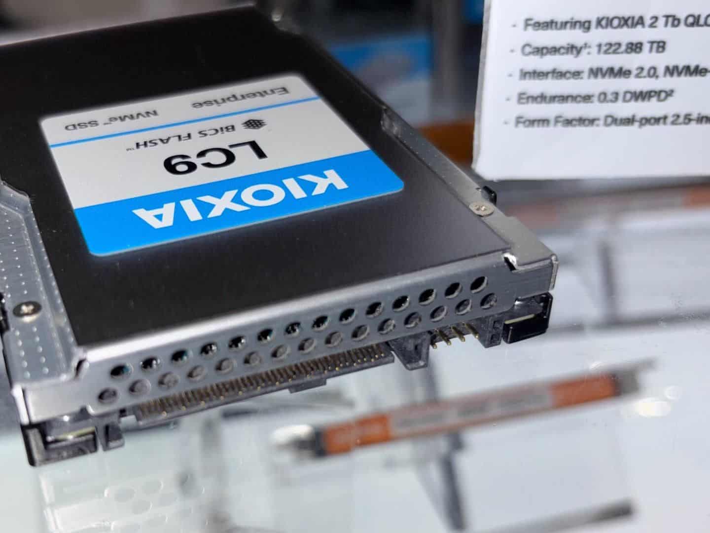 Kioxia Enterprise SSD PX05SVB384Y 3.84TB 3 DWPD SAS-3 12Gb/s MLC 2.5in Refurbished SSD (03DDFT_NOTRAY-REF) thumbnail