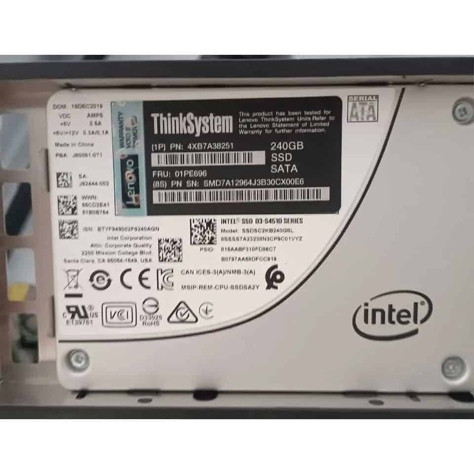Lenovo ThinkSystem 2.5in S4620 1.92TB Mixed Use SATA 6Gb HS SSD (02JG584) thumbnail