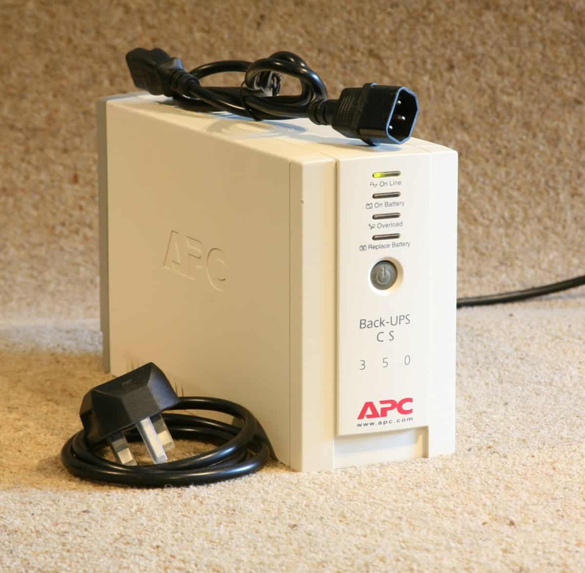 APC BK350EI Back-UPS USV (350VA / 210W, Offline-USV, 4x IEC320 C13) (BK350EI-PROMO) thumbnail