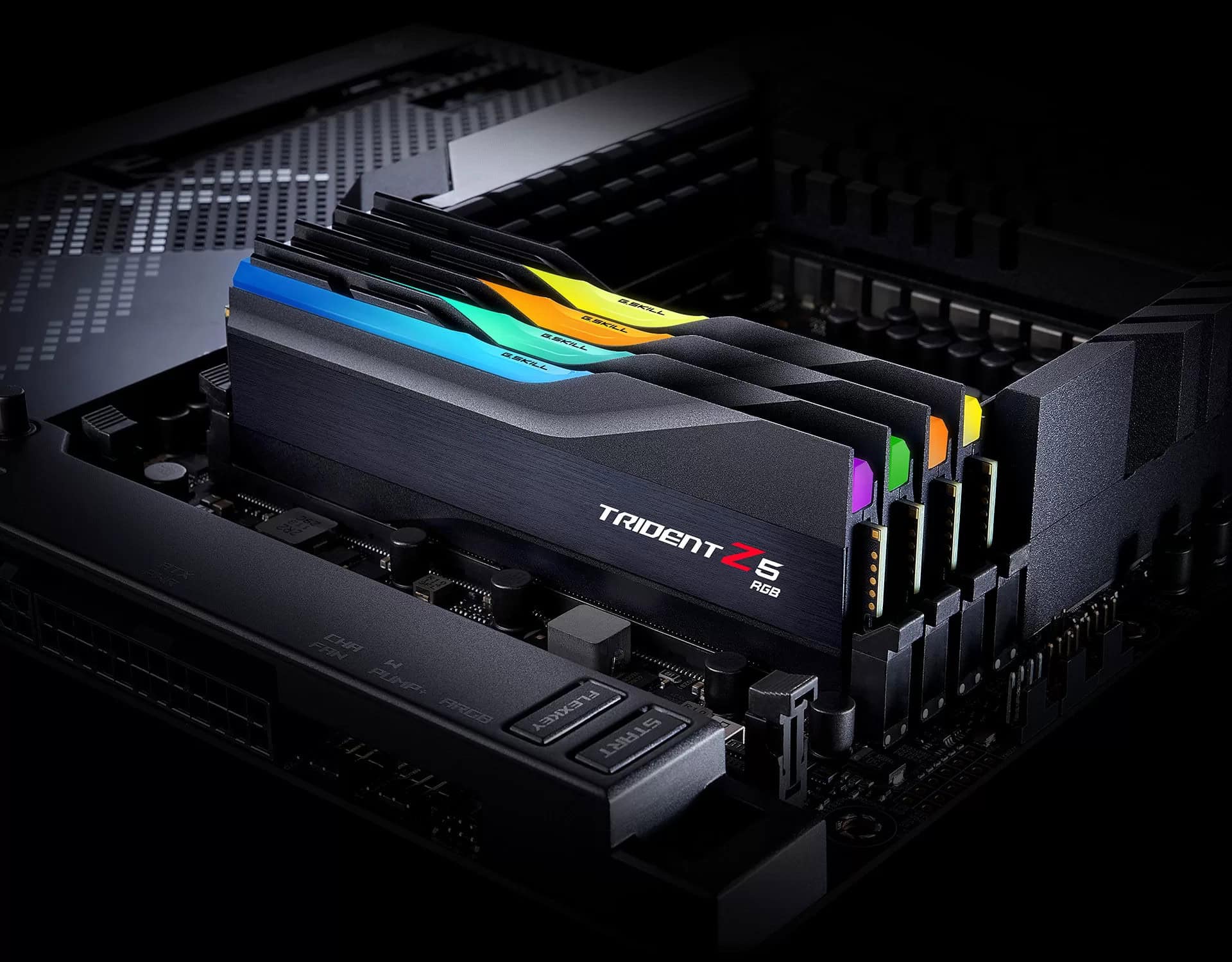 G.Skill Trident Z5 RGB Intel 32GB (2x 16GB) Kit DDR5 5600 MHz schwarz (F5-5600J2834F16GX2-TZ5RS) thumbnail