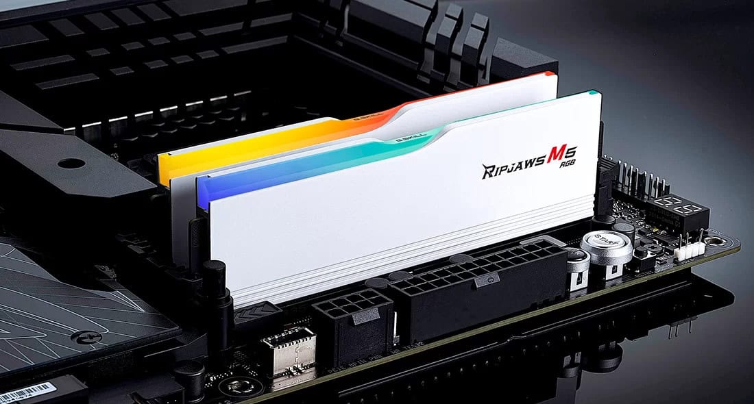 G.Skill RAM Ripjaws M5 RGB Intel 32GB (2x 16GB) Kit DDR5 6000 MHz UDIMM weiß (F5-6000J3648D16GX2-RM5RW) thumbnail