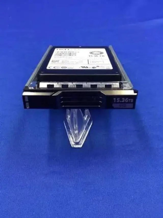 Dell 15.36TB SSD 2.5 SAS 12G RI (C3T68-COMPELLENT-RFB) thumbnail