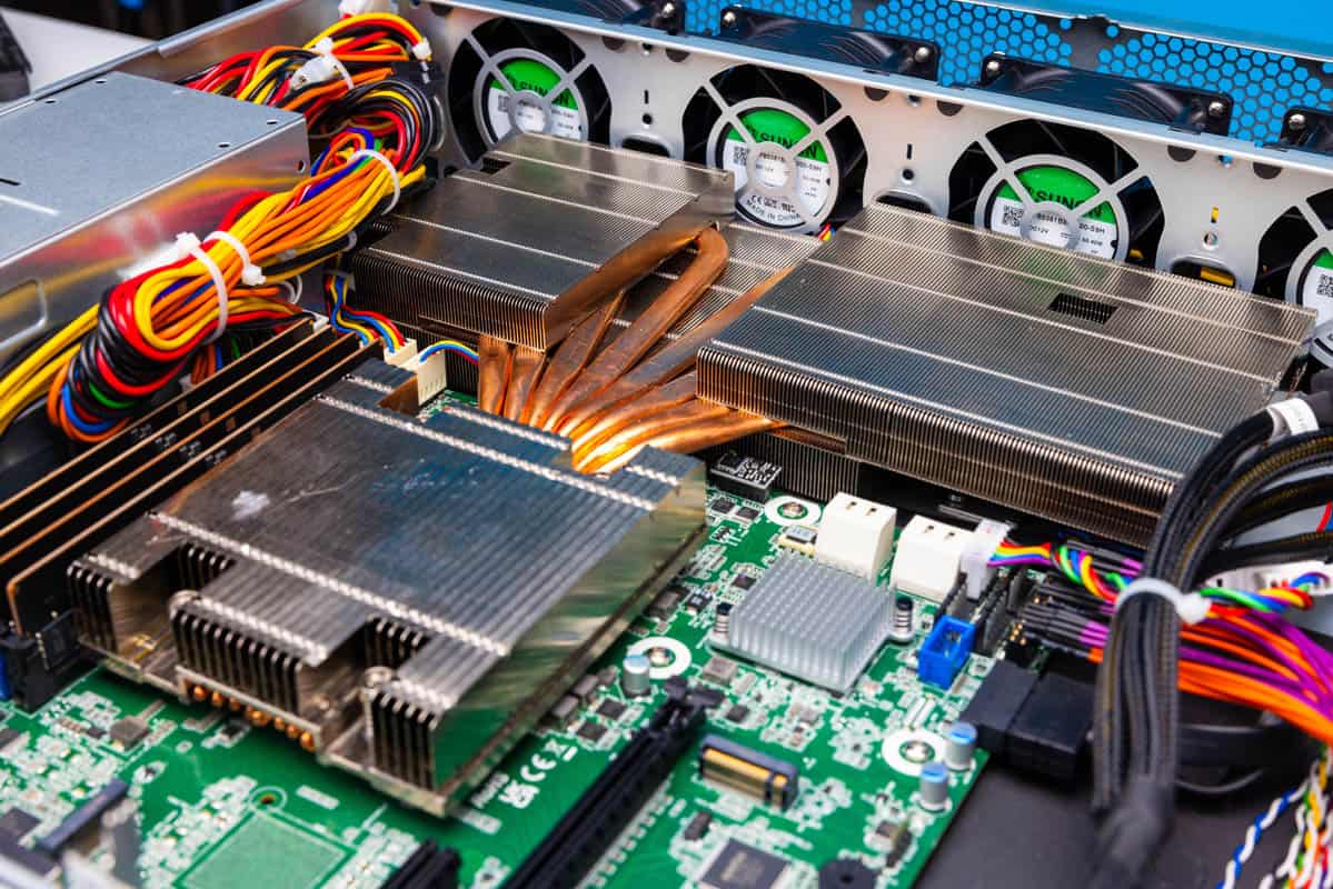 ASRock Barebone Server Single Sockel AM5 2U1G-B650/EVAC (2U1G-B650/EVAC) thumbnail