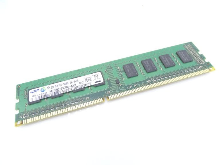 Samsung M378B5773CH0-CH9 Memory Module (M378B5773CH0) thumbnail